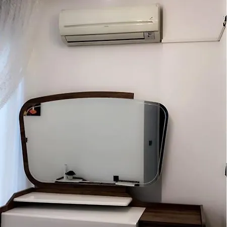 Rose Apartman *