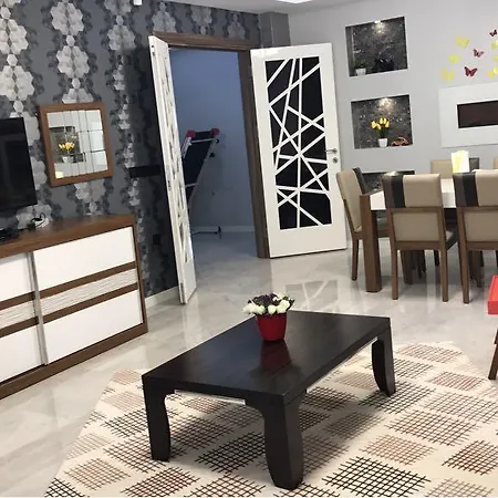 Rose Apartman